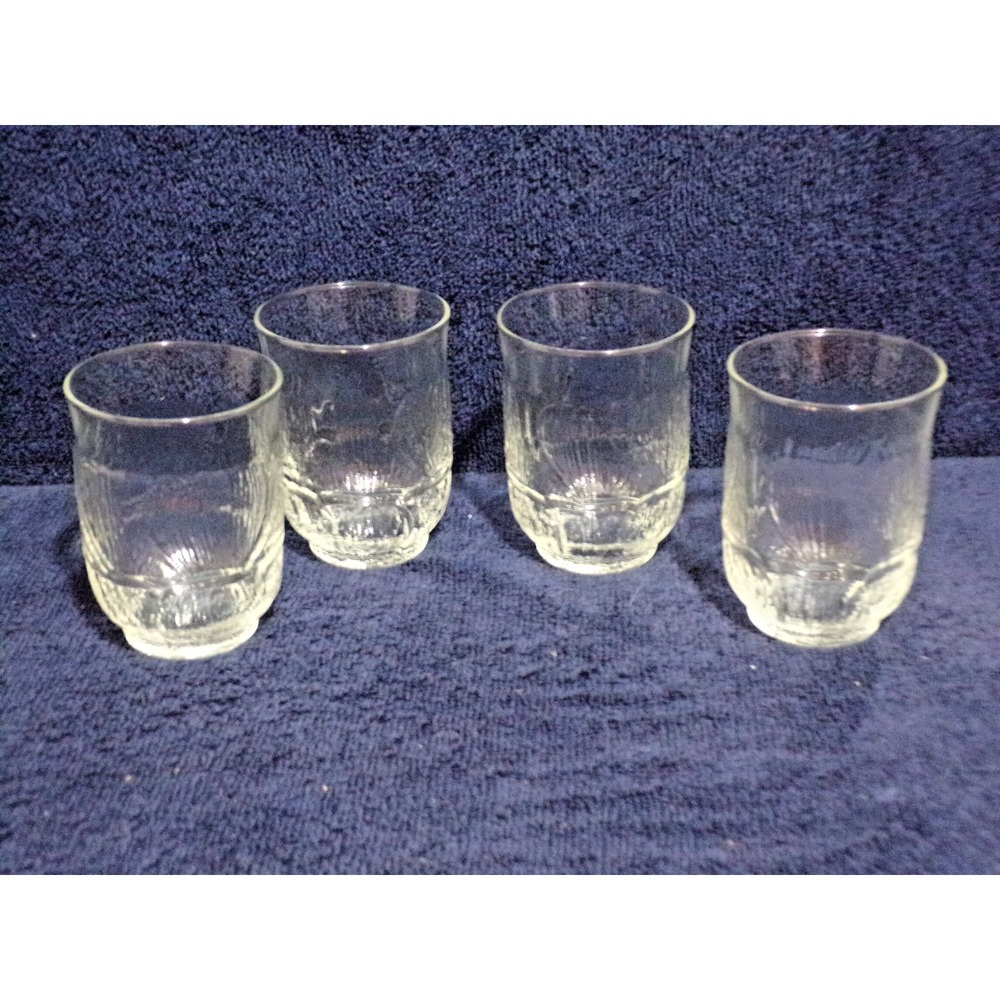 Arcoroc Fleur Vintage 6oz Pressed Floral Design Juice Tumbler Set of 4 Glasses